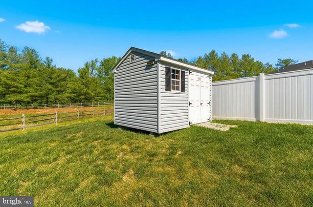 2109 CEDAR TREE LN, Waldorf, MD 20601
