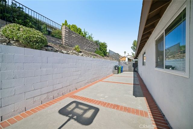 11461 Amigo Avenue, Porter Ranch, CA 91326