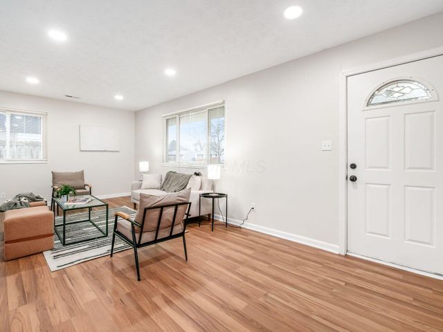 3716 Dort Place, Columbus, OH 43227