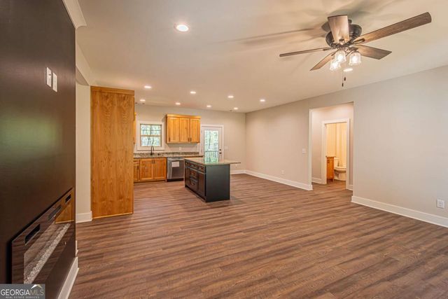 135 Rocky Branch Drive, Murrayville, GA 30564