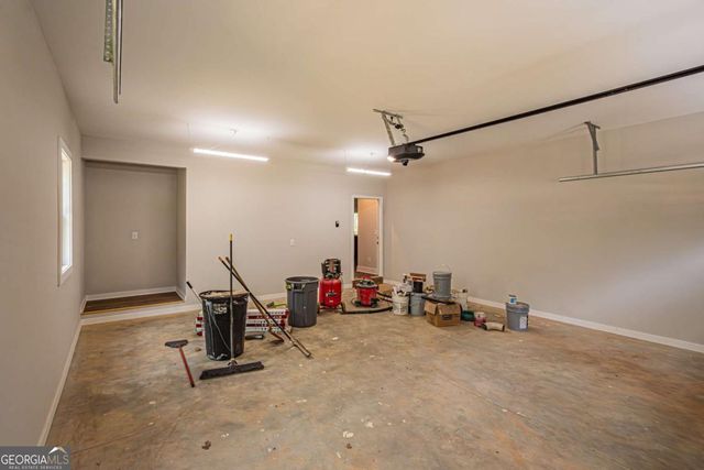 135 Rocky Branch Drive, Murrayville, GA 30564
