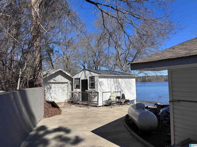 11137 COUNTY ROAD 28, Clanton, AL 35046