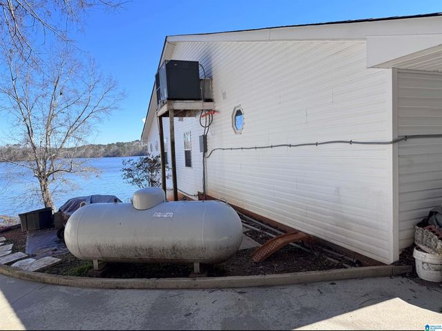 11137 COUNTY ROAD 28, Clanton, AL 35046