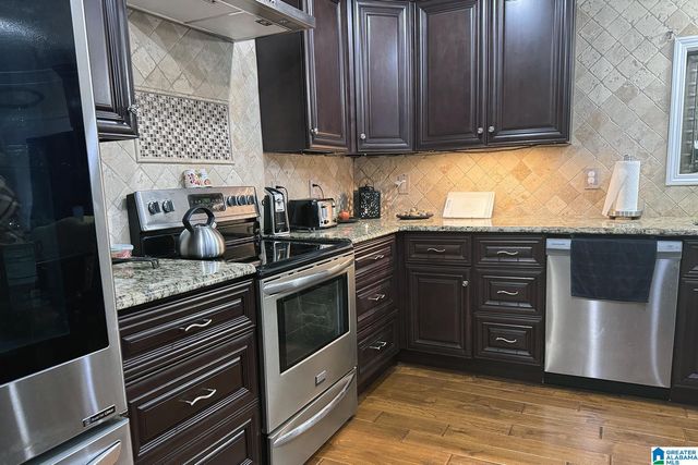 11137 COUNTY ROAD 28, Clanton, AL 35046