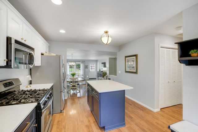 6258 Orleans Lane N, Maple Grove, MN 55369
