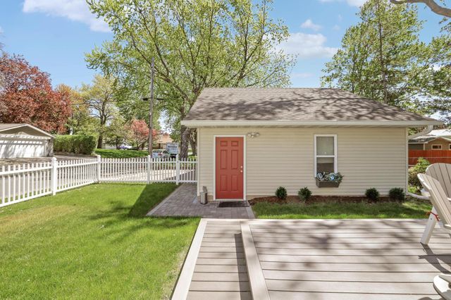 6258 Orleans Lane N, Maple Grove, MN 55369