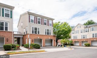 7055 HUNTLEY RUN PL #119, Alexandria, VA 22306