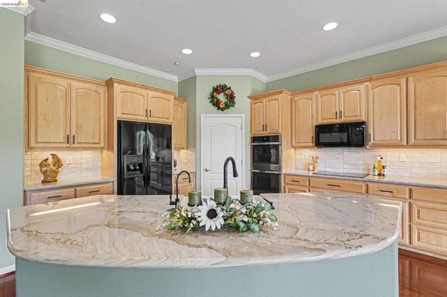 574 Quindell Way, Brentwood, CA 94513
