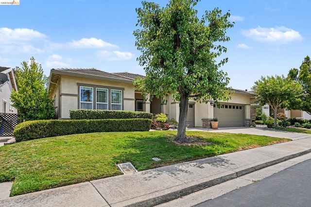 574 Quindell Way, Brentwood, CA 94513