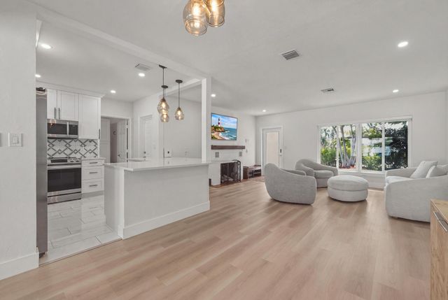 801 NE 19th Terrace, Fort Lauderdale, FL 33304