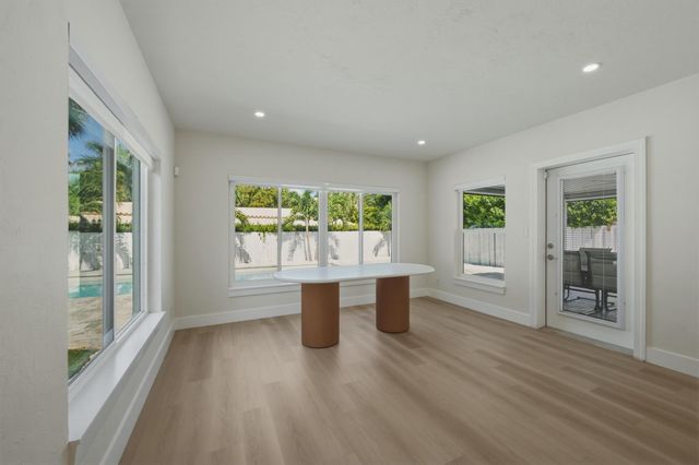 801 NE 19th Terrace, Fort Lauderdale, FL 33304