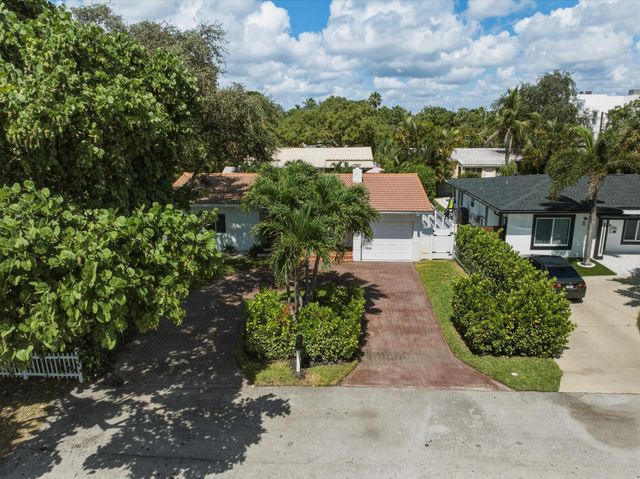 801 NE 19th Terrace, Fort Lauderdale, FL 33304