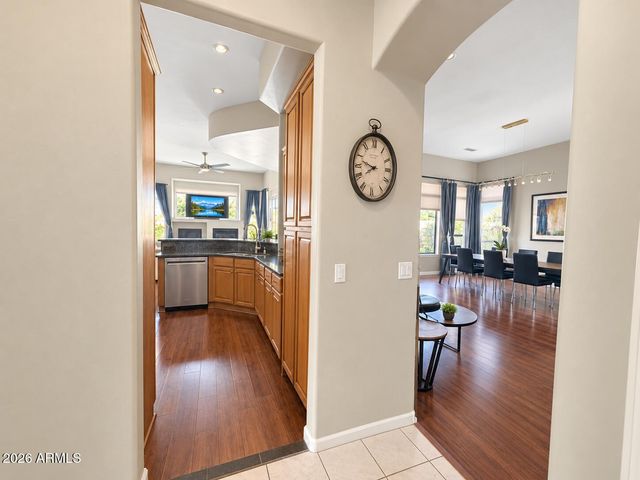 22410 N 48TH Street, Phoenix, AZ 85054