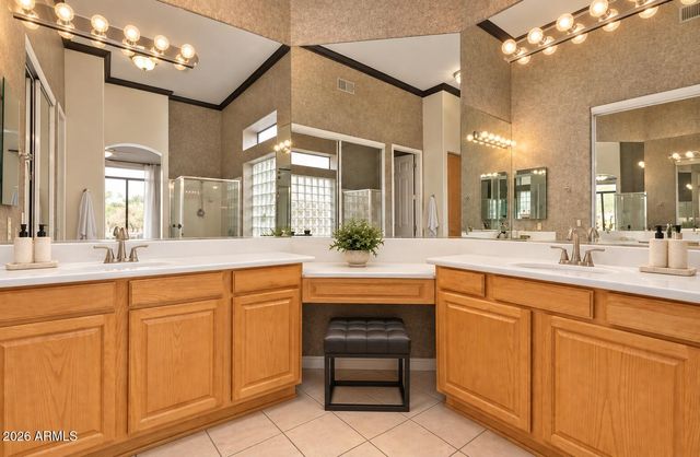 22410 N 48TH Street, Phoenix, AZ 85054