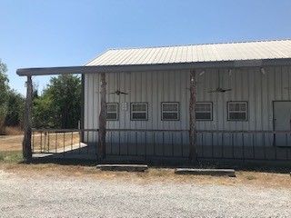 18945 W Fm 8, Stephenville, TX 76401