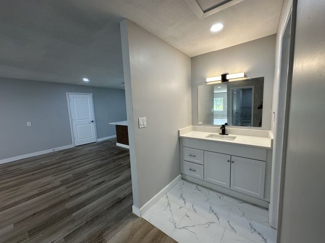 1374 Stroudsville Rd, N, Adams, TN 37010