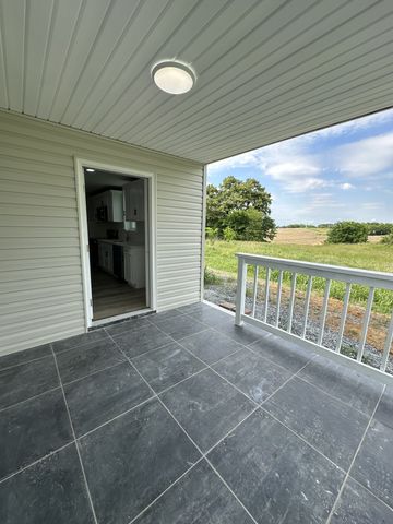 1374 Stroudsville Rd, N, Adams, TN 37010
