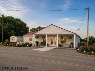 1374 Stroudsville Rd, N, Adams, TN 37010