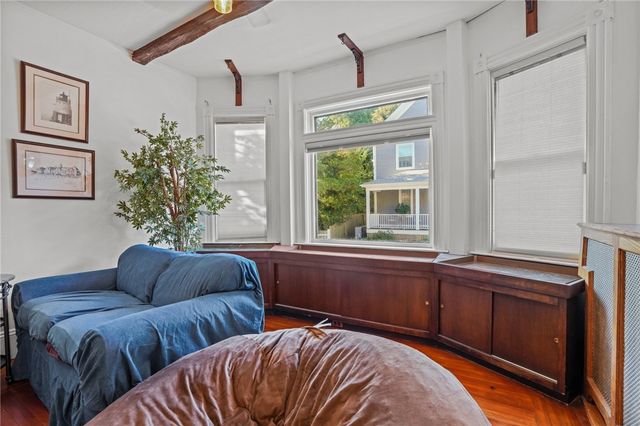 28 Rhode Island Avenue, Newport, RI 02840