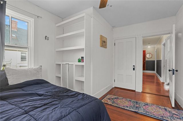 28 Rhode Island Avenue, Newport, RI 02840