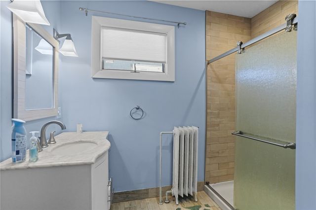 28 Rhode Island Avenue, Newport, RI 02840