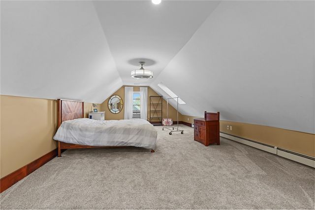 28 Rhode Island Avenue, Newport, RI 02840