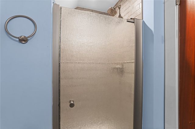 28 Rhode Island Avenue, Newport, RI 02840