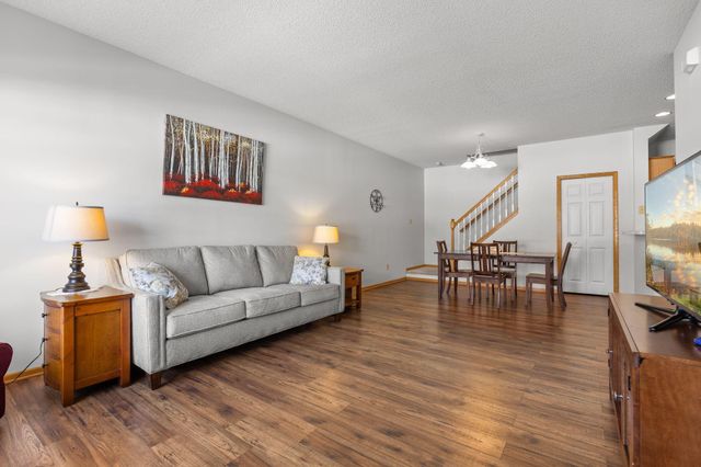 1873 Wildflower Court, Shoreview, MN 55126