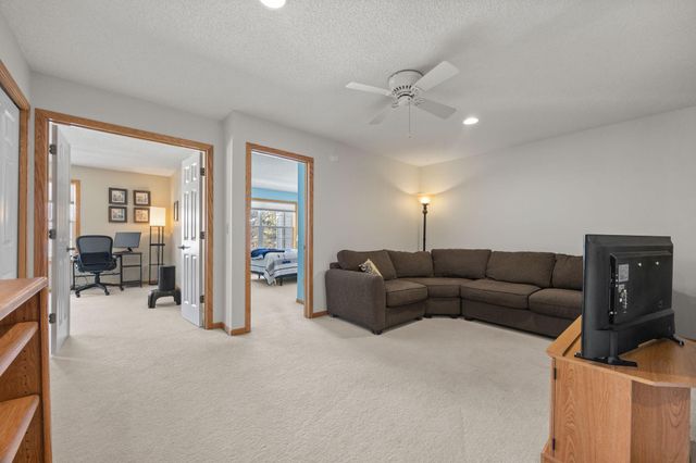 1873 Wildflower Court, Shoreview, MN 55126