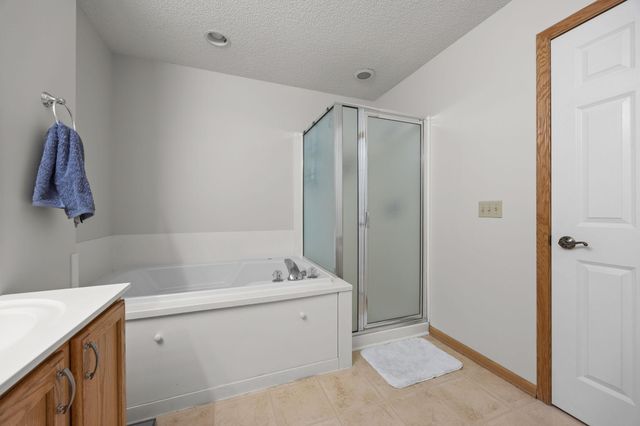 1873 Wildflower Court, Shoreview, MN 55126