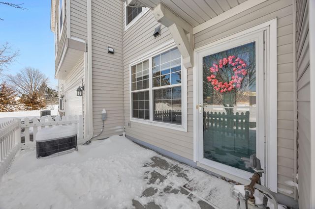 1873 Wildflower Court, Shoreview, MN 55126