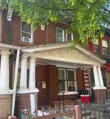 104 Sunnyside Avenue, Brooklyn, NY 11207