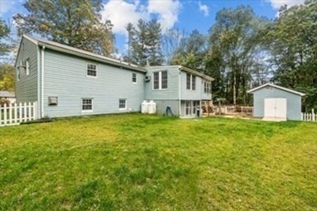 170 Shepard Road, Sturbridge, MA 01566