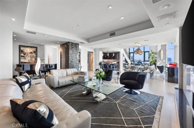 8155 Scholarship, Irvine, CA 92612