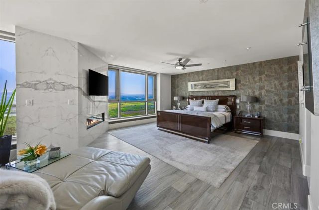 8155 Scholarship, Irvine, CA 92612