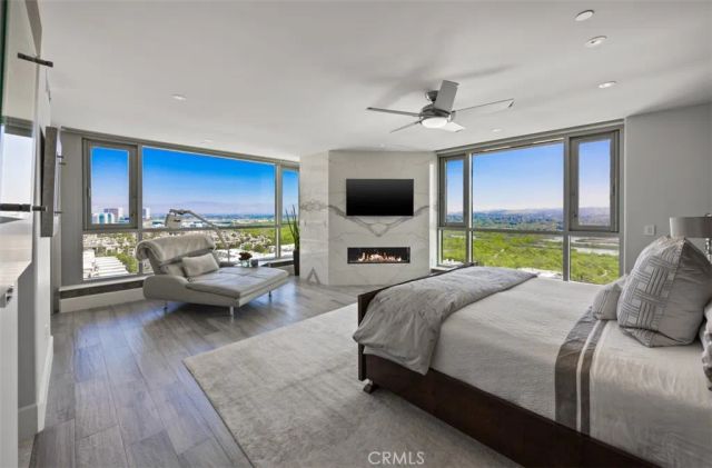 8155 Scholarship, Irvine, CA 92612