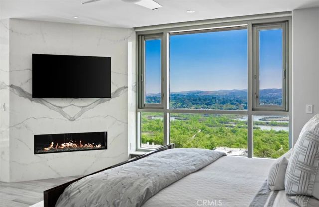 8155 Scholarship, Irvine, CA 92612