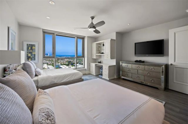 8155 Scholarship, Irvine, CA 92612