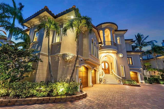 1372 HARBOR DRIVE, Sarasota, FL 34239