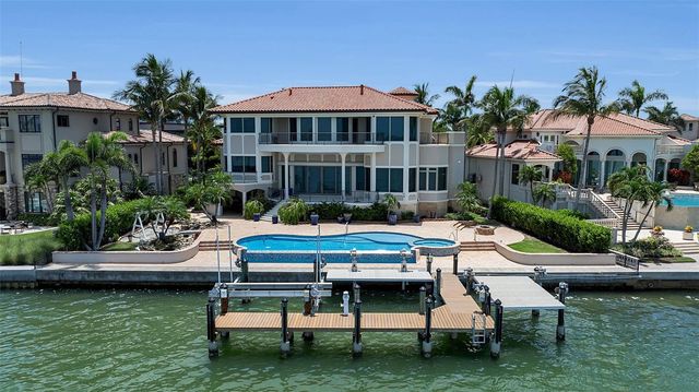 1372 HARBOR DRIVE, Sarasota, FL 34239