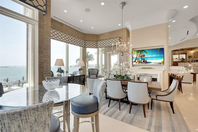 1372 HARBOR DRIVE, Sarasota, FL 34239