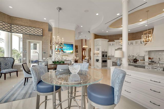1372 HARBOR DRIVE, Sarasota, FL 34239