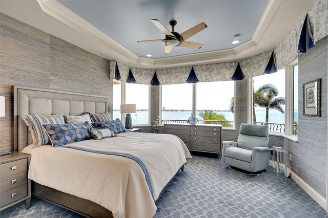 1372 HARBOR DRIVE, Sarasota, FL 34239