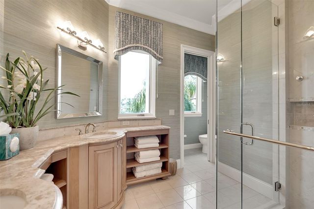 1372 HARBOR DRIVE, Sarasota, FL 34239