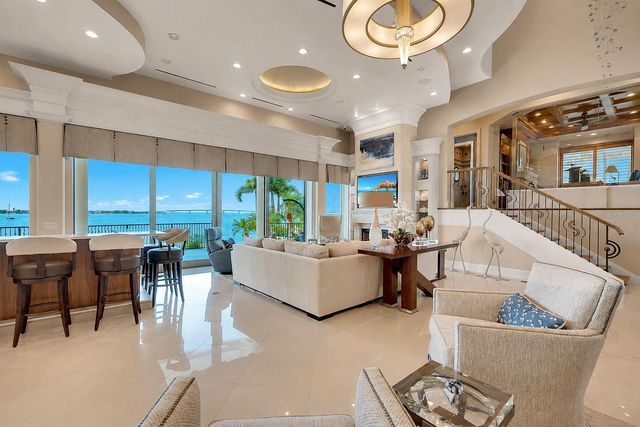 1372 HARBOR DRIVE, Sarasota, FL 34239