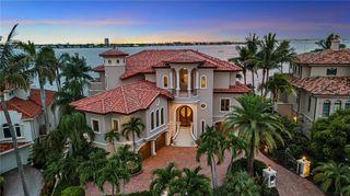 1372 HARBOR DRIVE, Sarasota, FL 34239