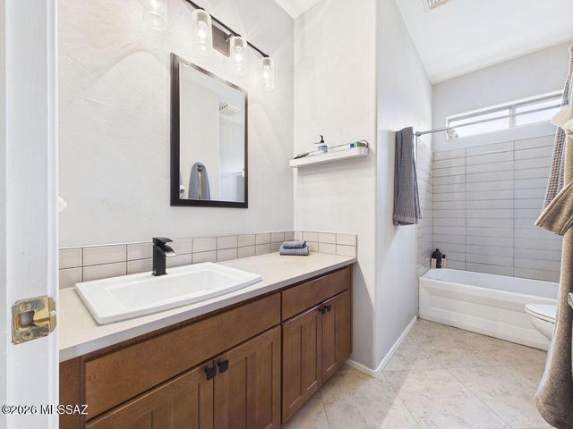 3535 W Lost Village Lane, Tucson, AZ 85746