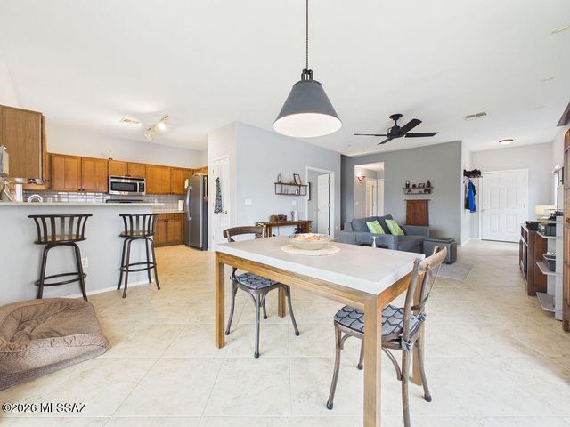 3535 W Lost Village Lane, Tucson, AZ 85746