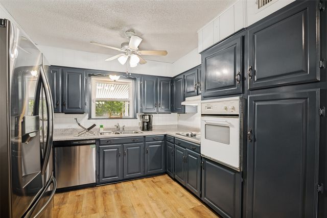 1107 Royal Drive, Kaufman, TX 75142