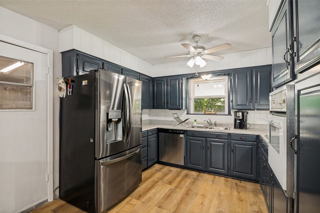 1107 Royal Drive, Kaufman, TX 75142